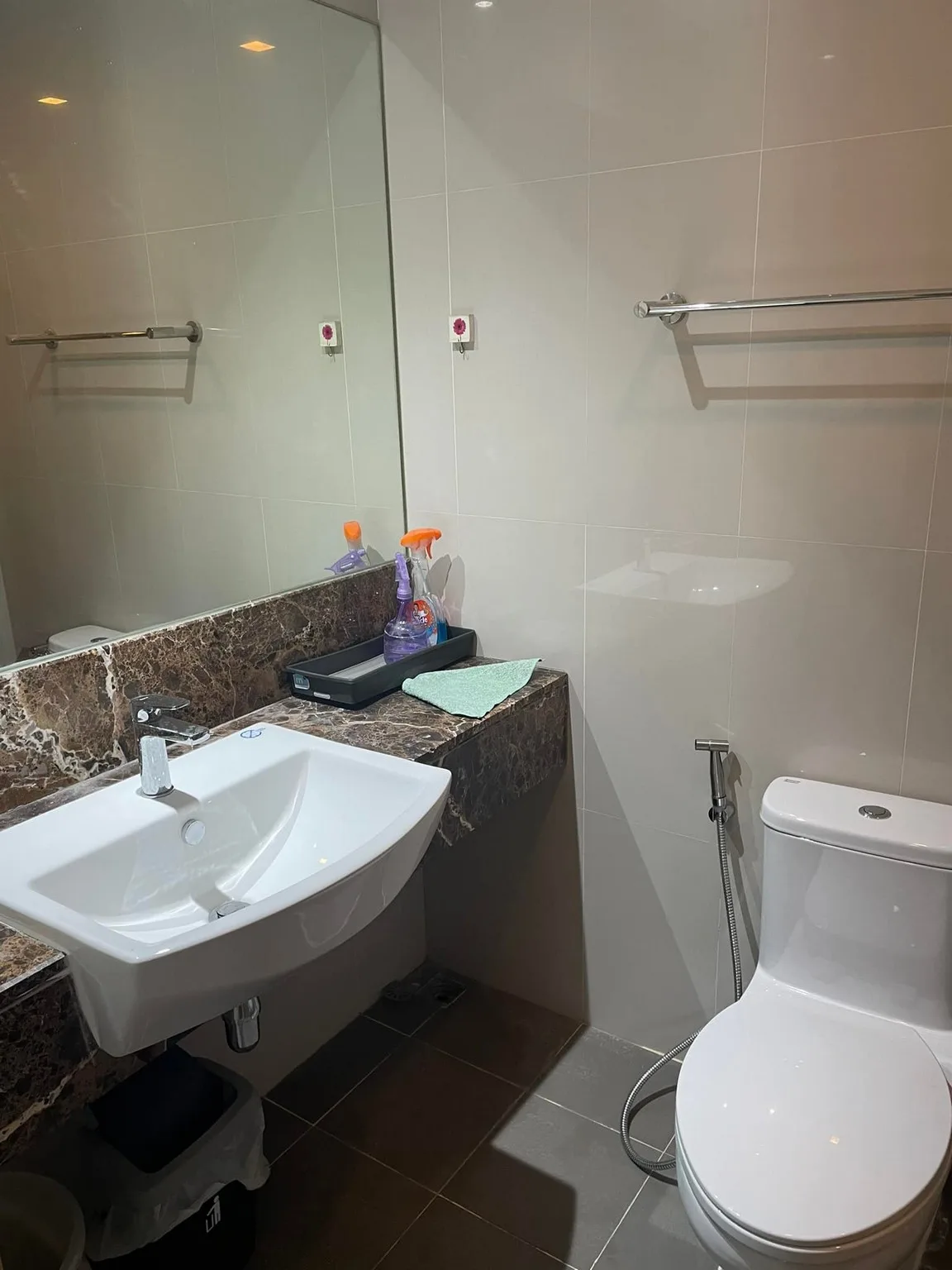 Property photos for Le Cote Sukhumvit 14
