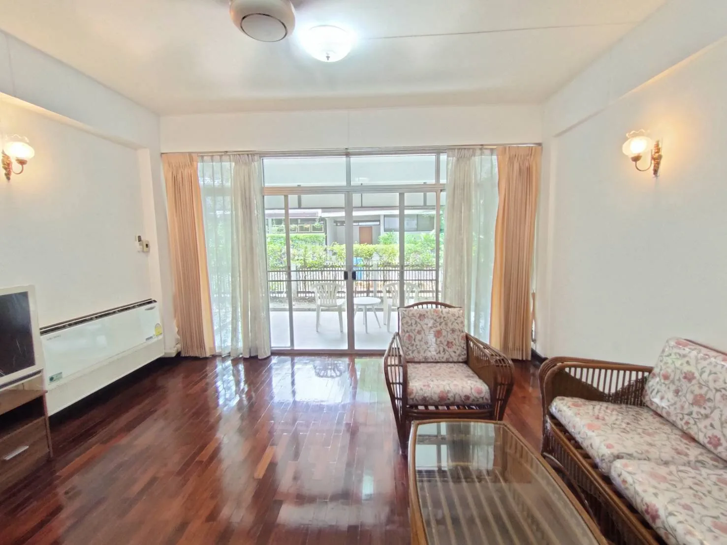 Property photos for Cs Villa