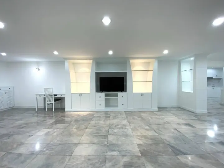 Property photos for Regent On The Park 3