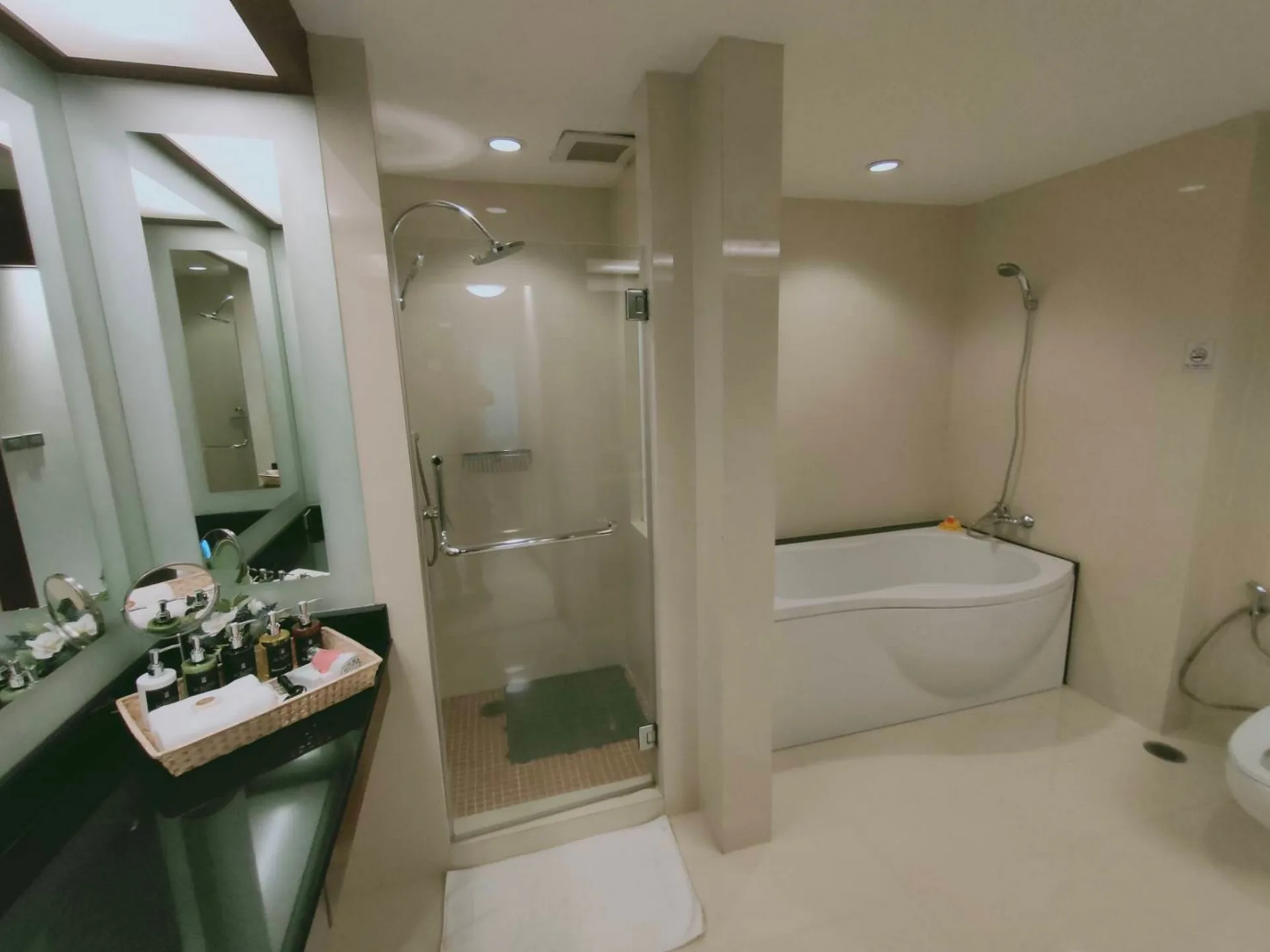 Property photos for JJ Mansion