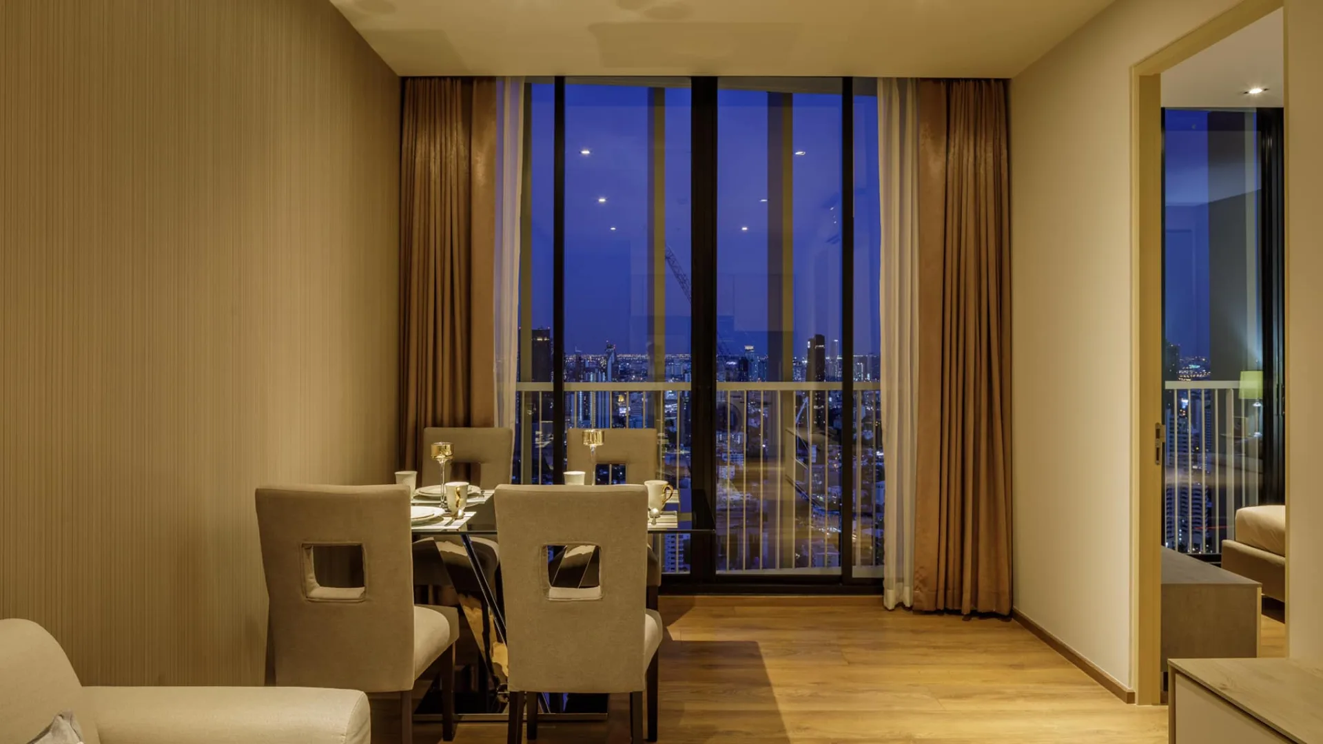 Property photos for Park Origin Phromphong