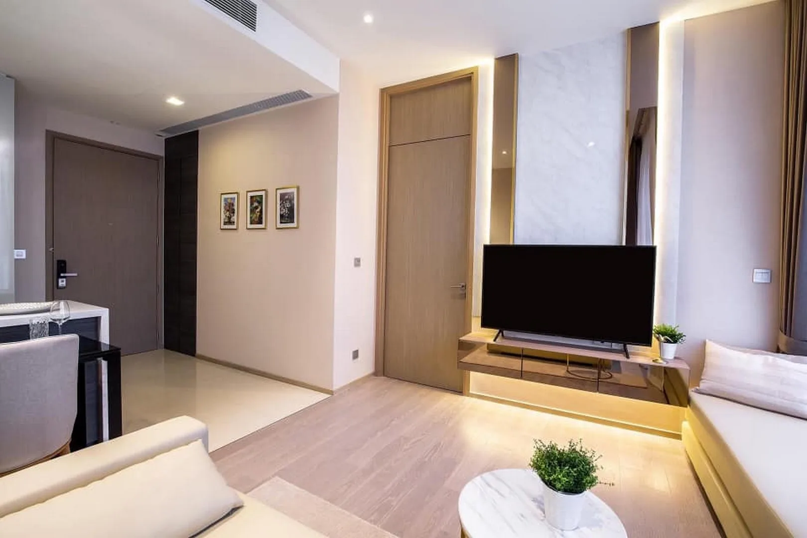 Property photos for The Esse Asoke