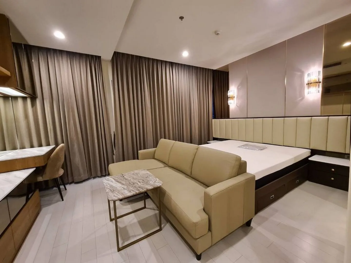 Property photos for Noble Ploenchit