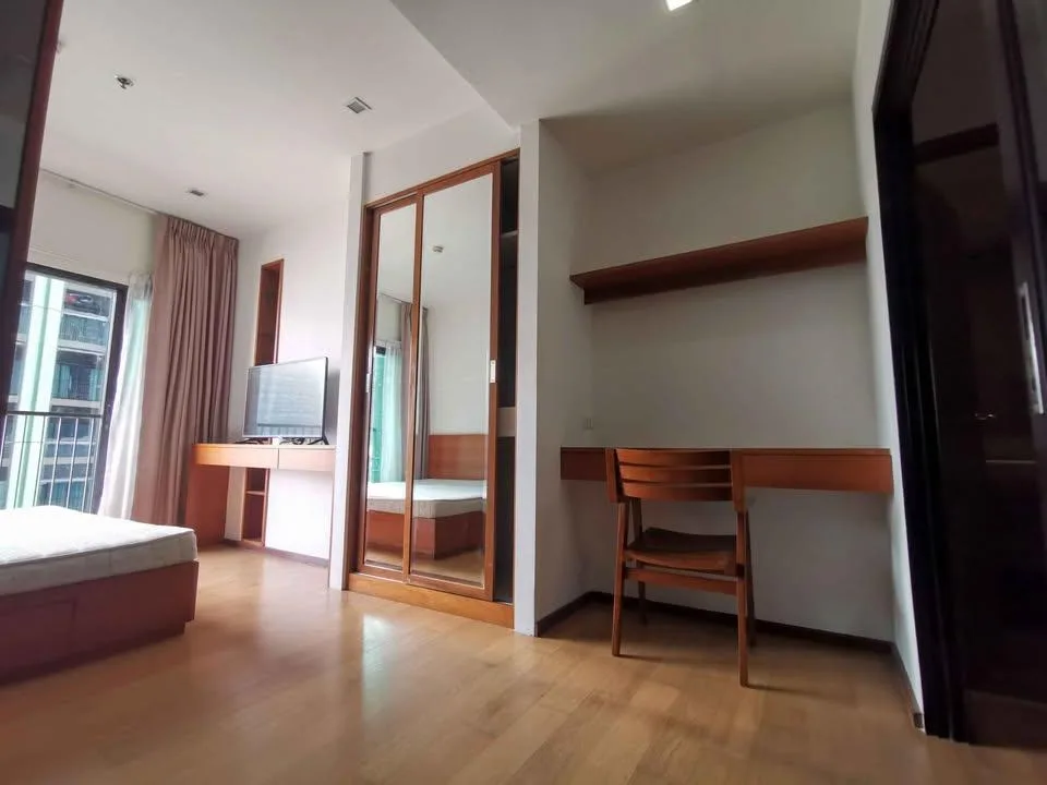 Property photos for Noble Revent