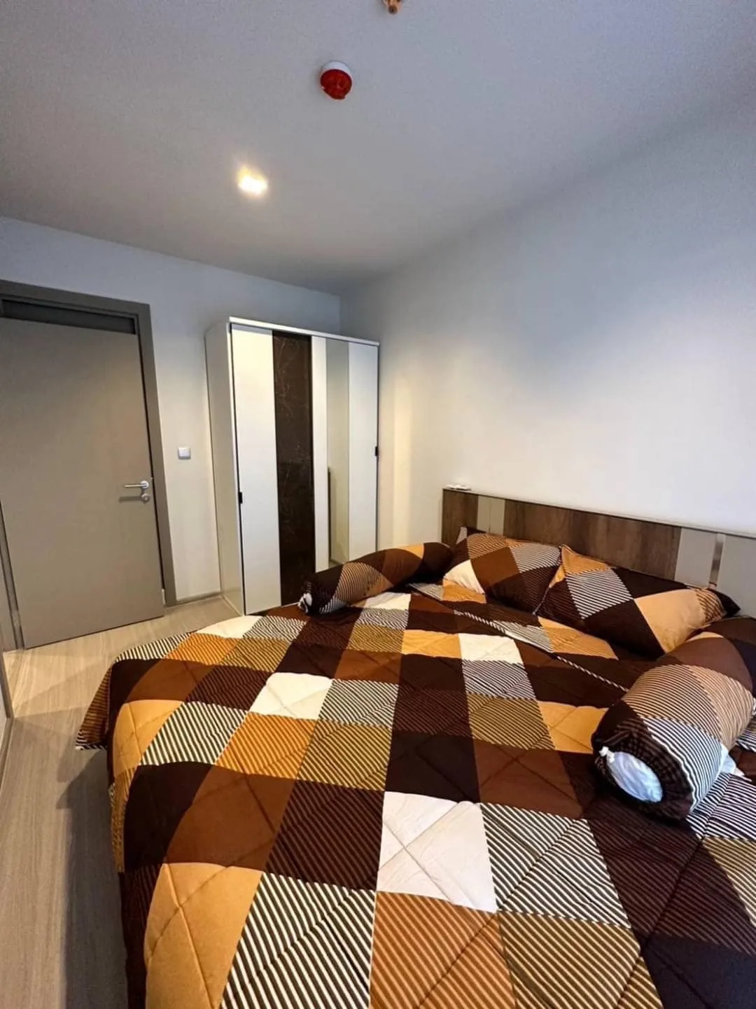 Property photos for LIFE Asoke - Rama 9