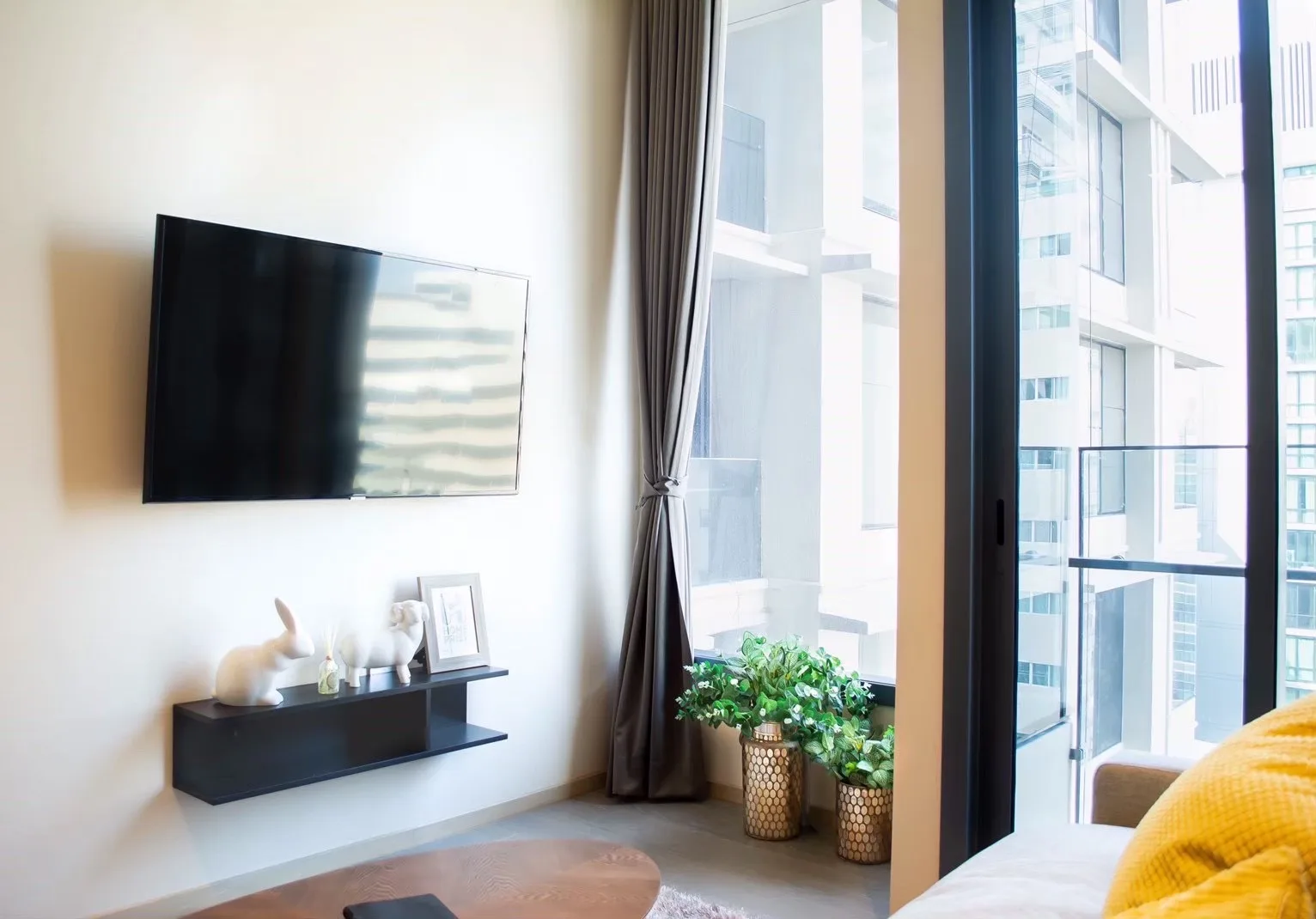 Property photos for The Esse Asoke
