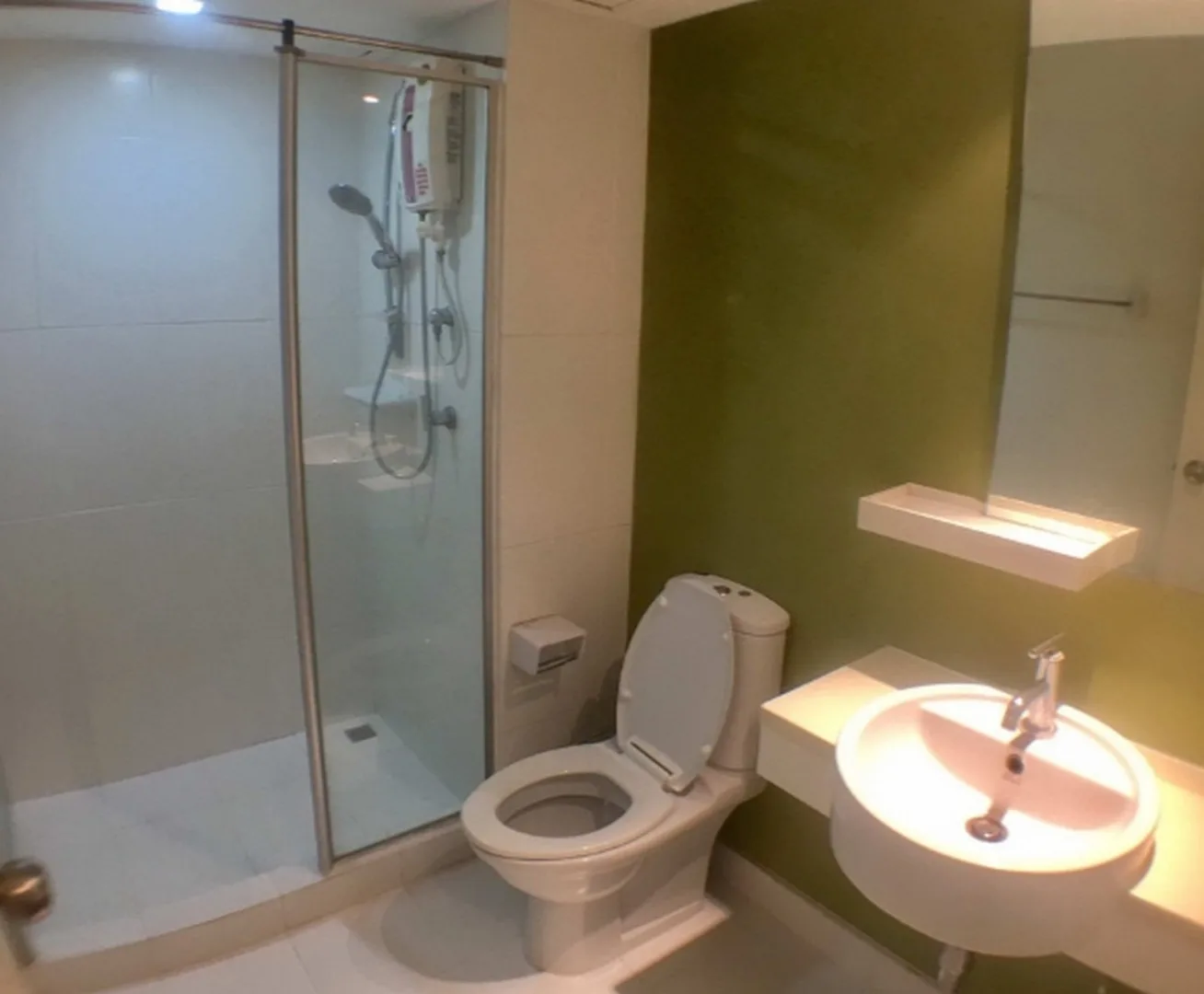 Property photos for The Room Sukhumvit 79