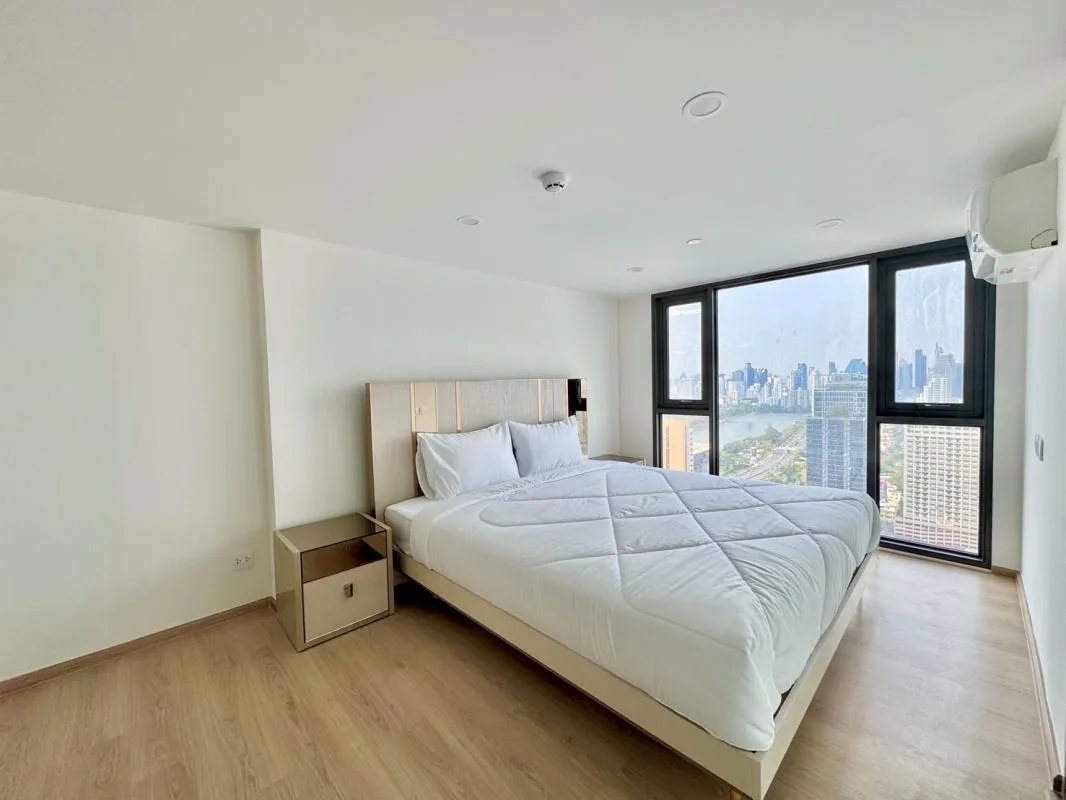 Property photos for Life Rama 4 - Asoke