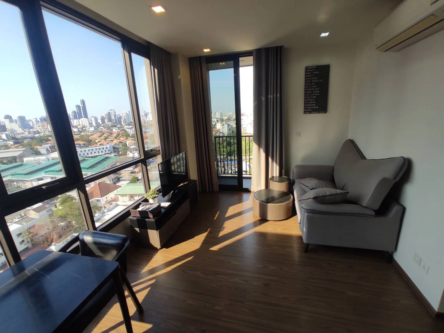 Property photos for The Line Sukhumvit 71