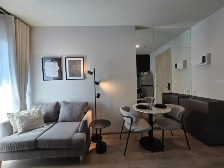Property photos for Nue District R9