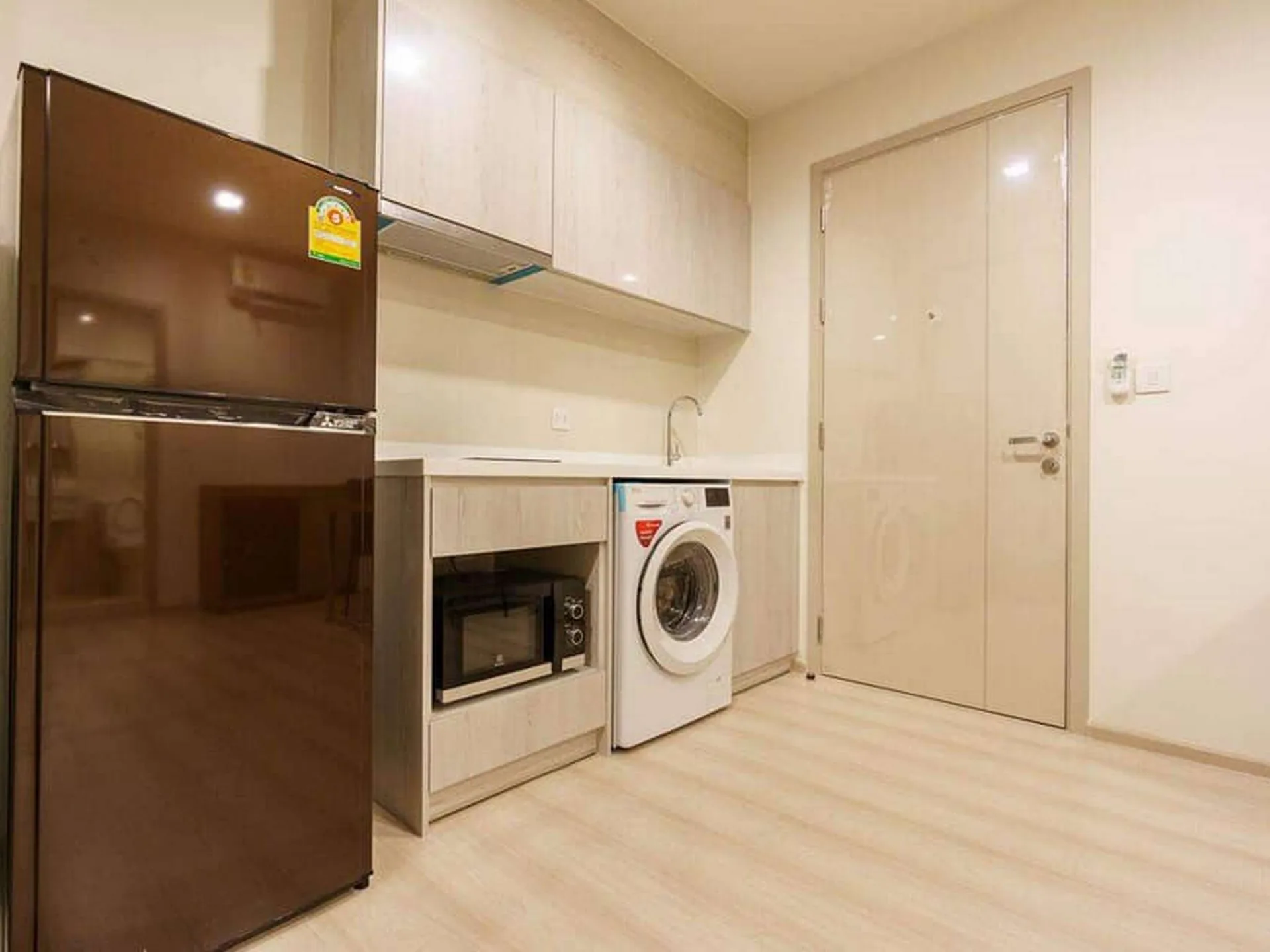 Property photos for Life Sukhumvit 48