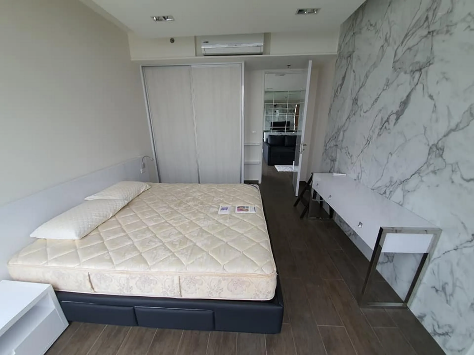 Property photos for The Lofts Ekkamai
