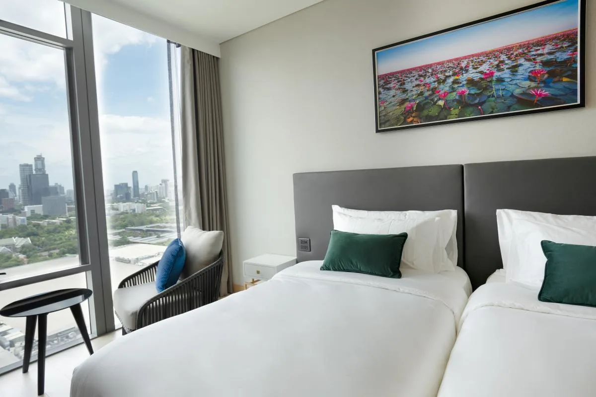 Property photos for Siamese Exclusive Queens
