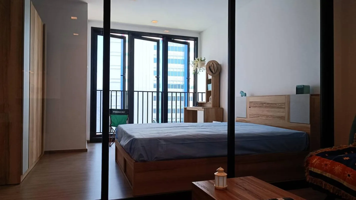 Property photos for THE LINE Phahonyothin Park