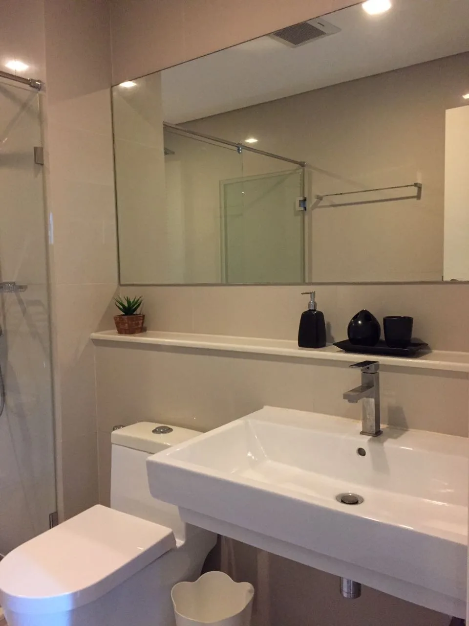 Property photos for Ivy Thonglor