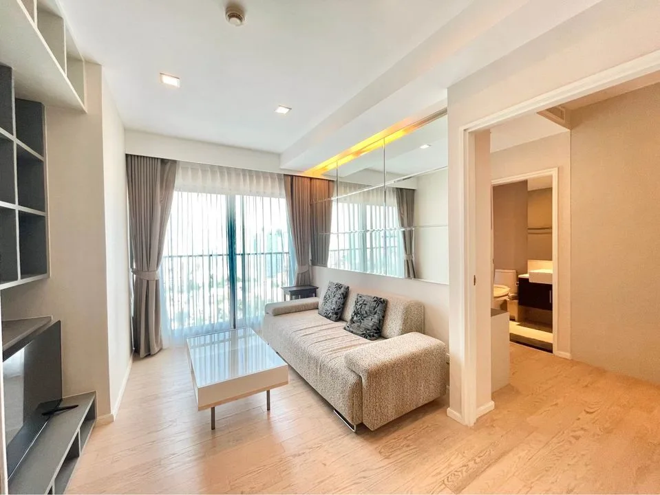 Property photos for Noble Remix