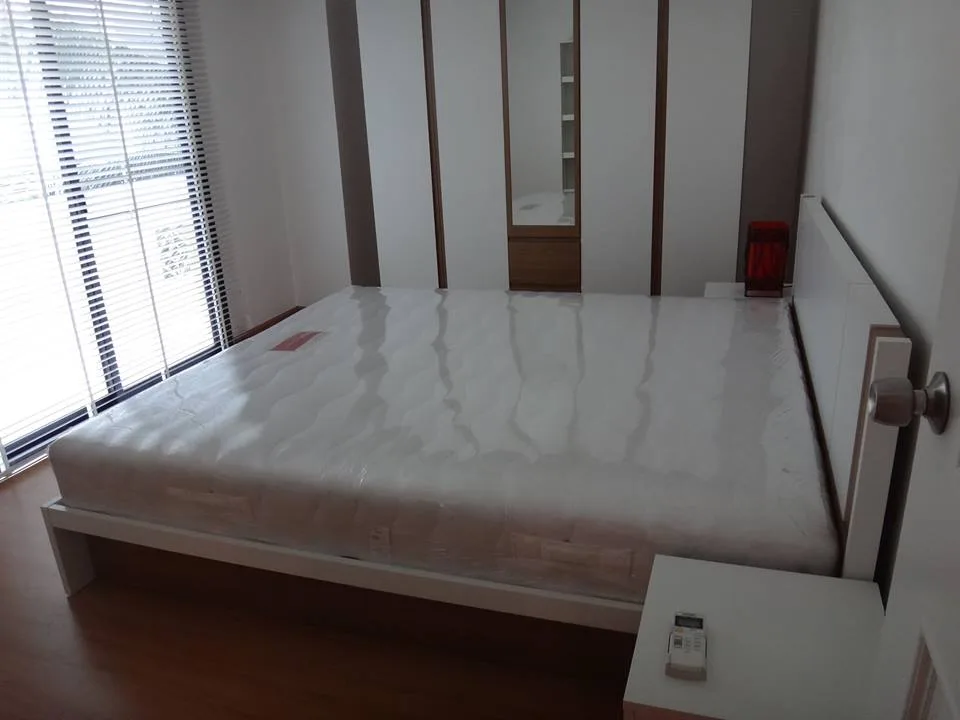Property photos for Silom Terrace