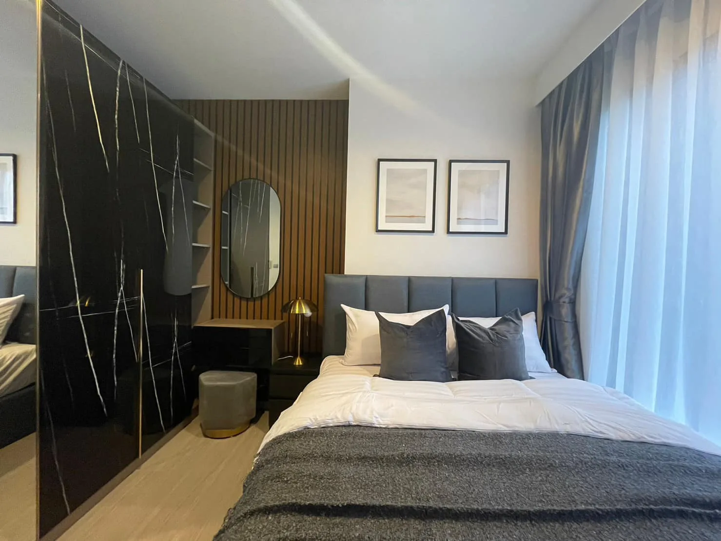 Property photos for Life Asoke Hype