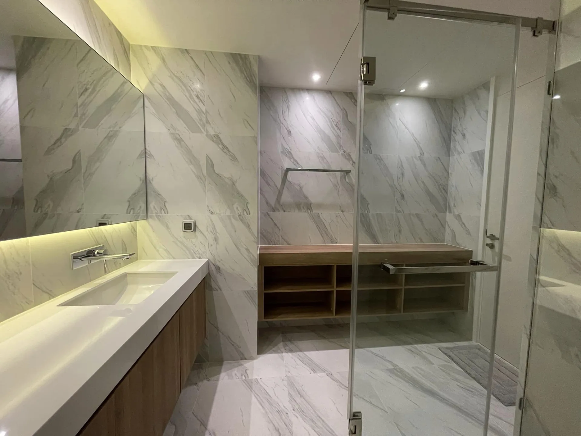 Property photos for MUNIQ Sukhumvit 23