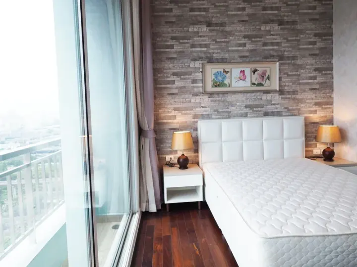 Property photos for Circle Condominium