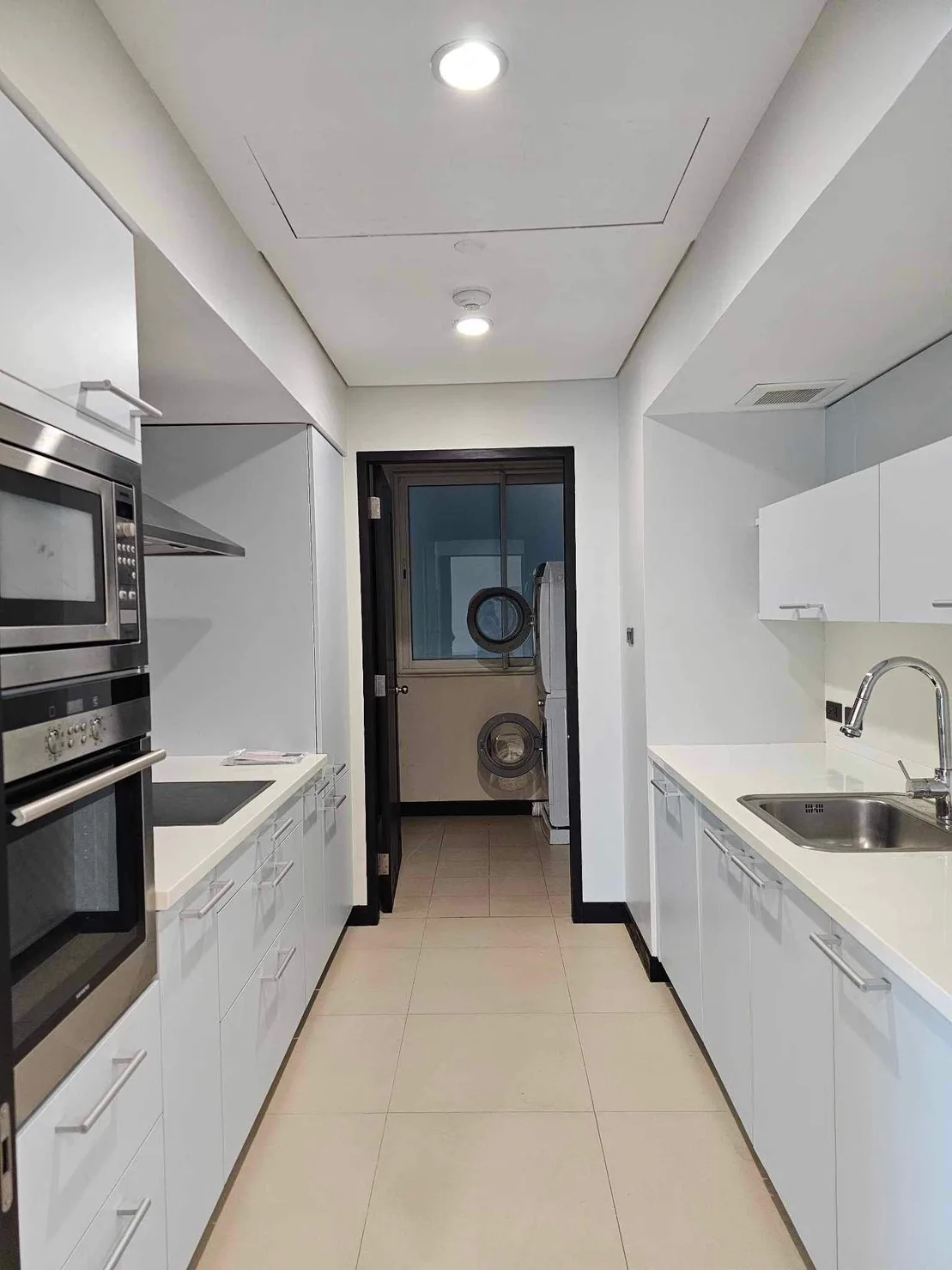 Property photos for The Park Chidlom