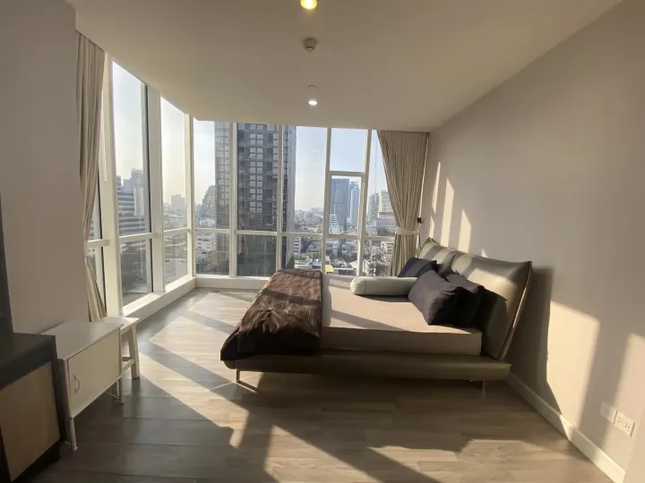 Property photos for The room Sathorn - TanonPun