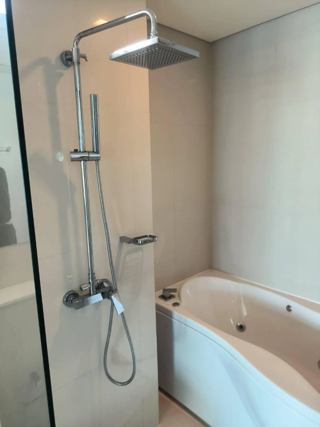 Property photos for Ivy Thonglor
