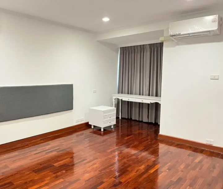 Property photos for Sethiwan Residence