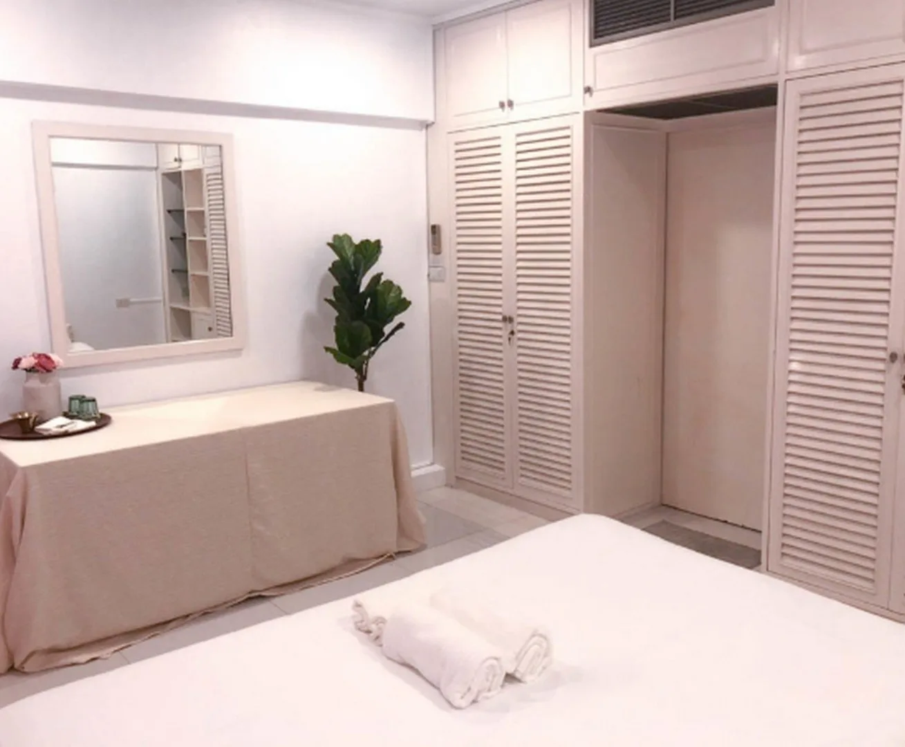 Property photos for Pathumwan Place
