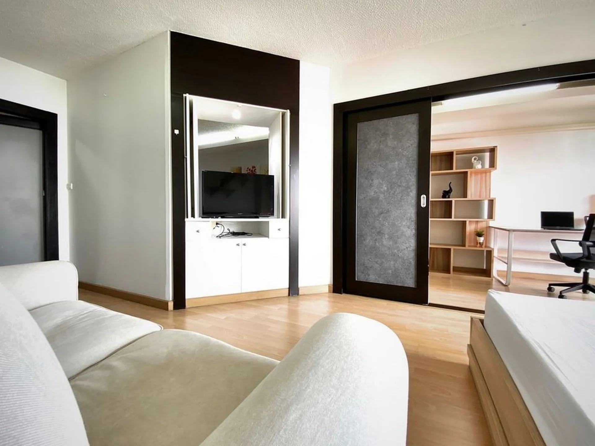 Property photos for The Waterford Sukhumvit 50 Onnut