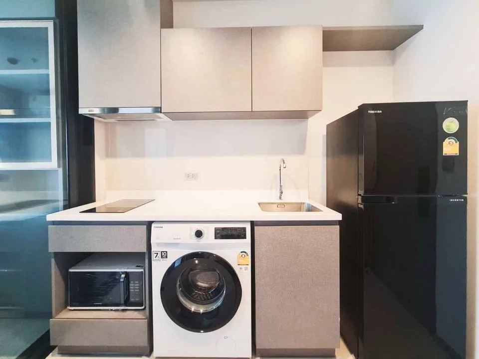 Property photos for Life Asoke Hype