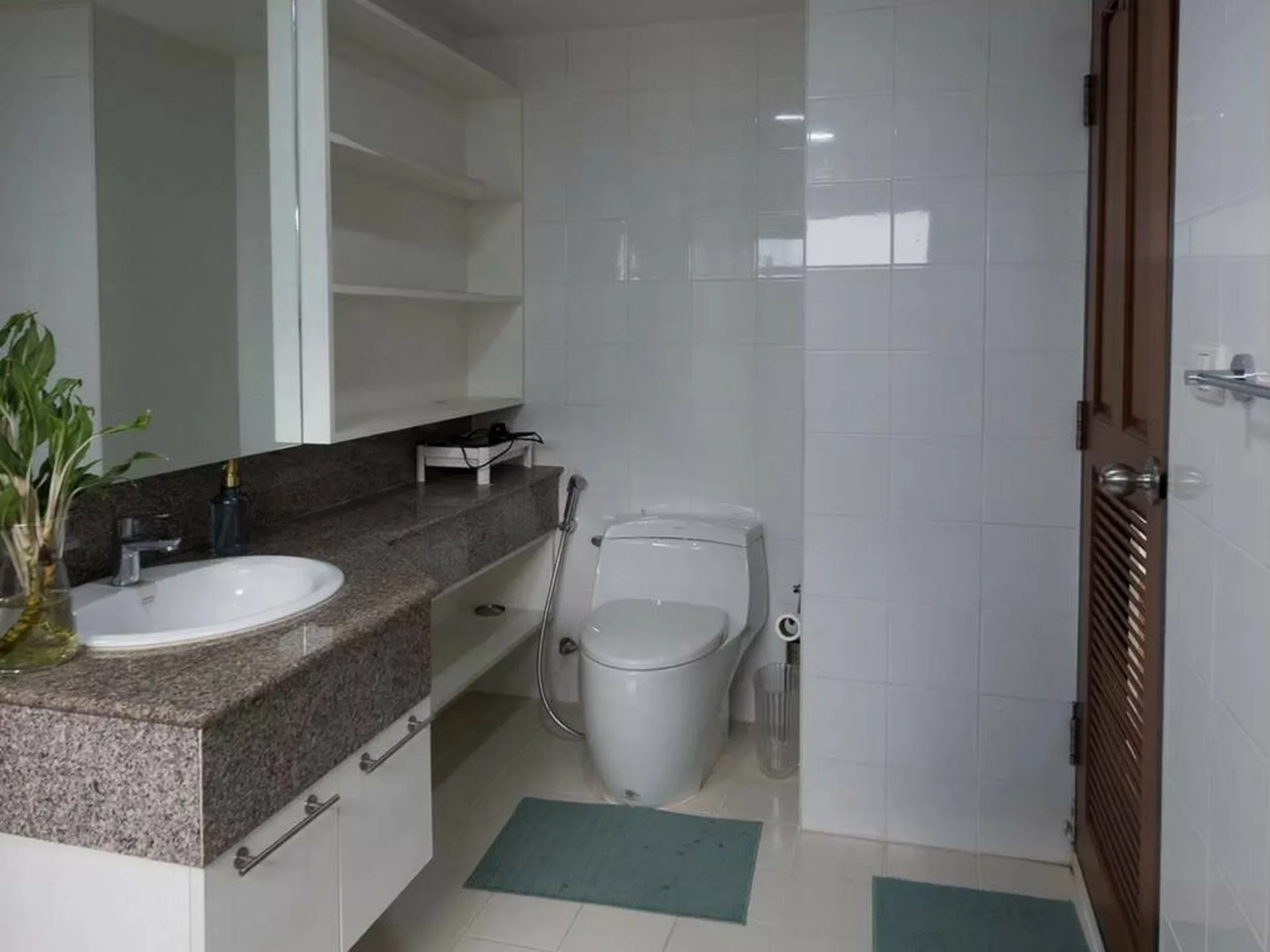 Property photos for Phayathai Place