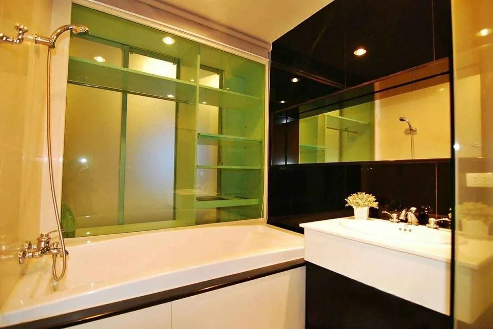 Property photos for The Address Chidlom