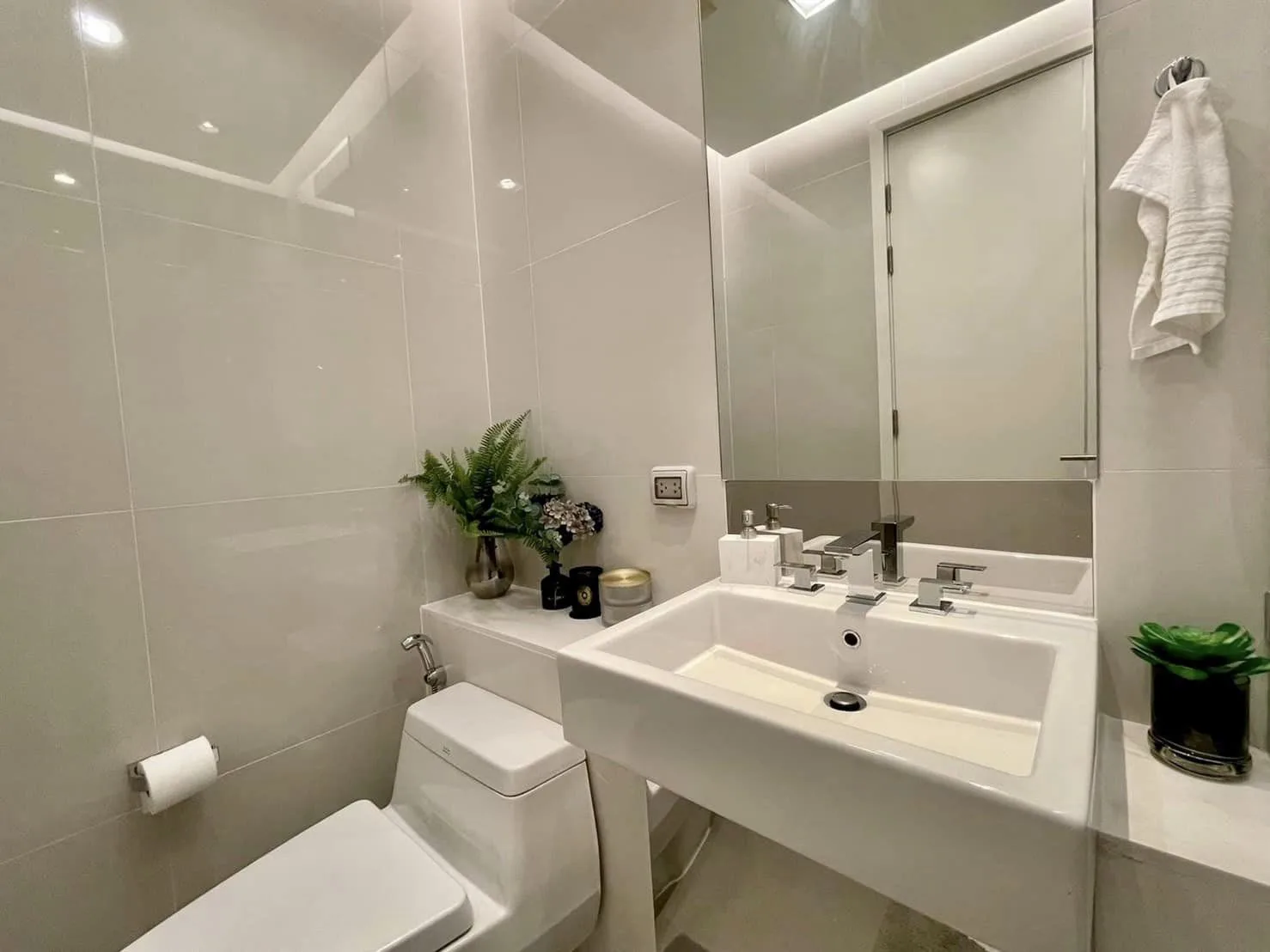 Property photos for Equinox