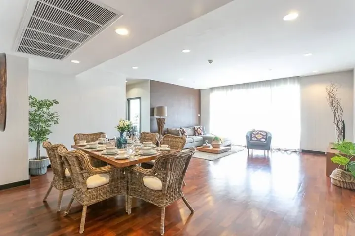 Property photos for Wilshire