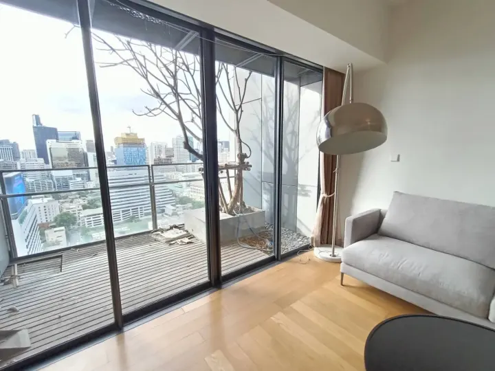 Property photos for The Met