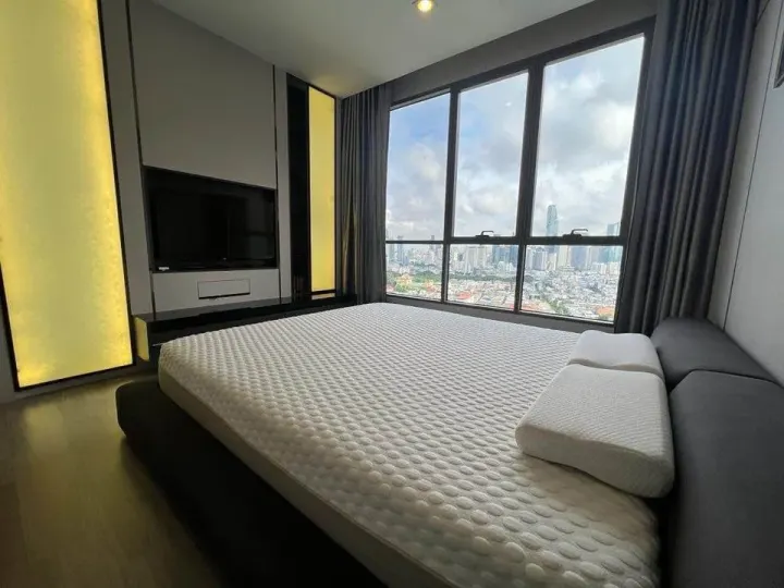 Property photos for The Room Sathorn - St.Louis