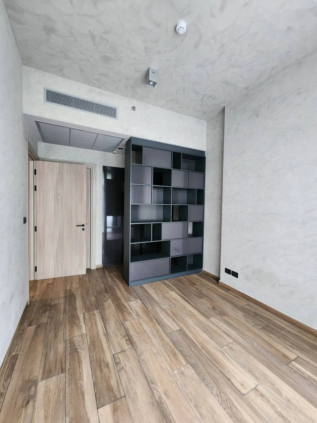 Property photos for The Lofts Asoke