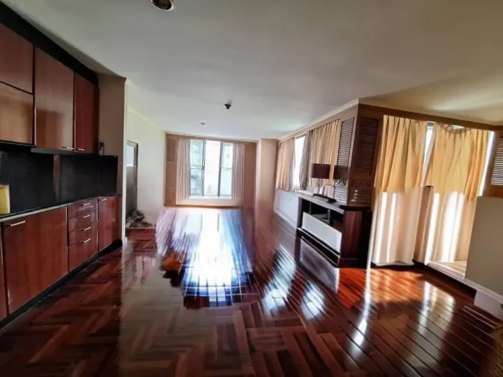 Property photos for Lake Avenue 16