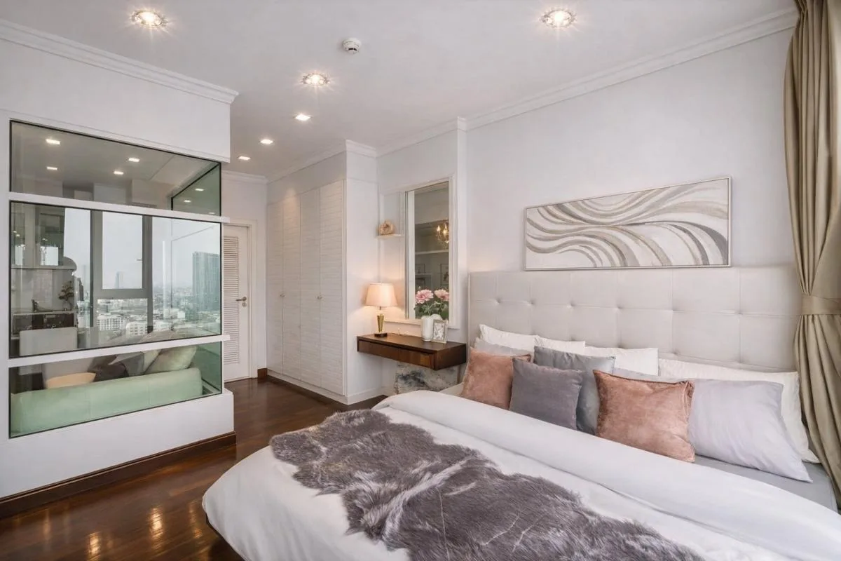 Property photos for Ivy Thonglor