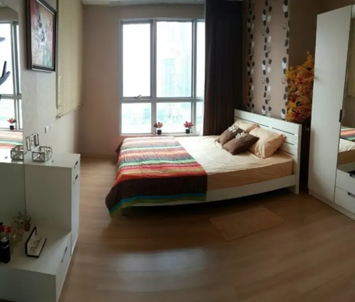 Property photos for Life @ Sathorn 10