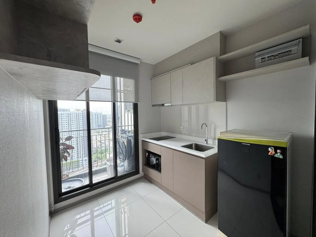 Property photos for Life Sathorn Sierra
