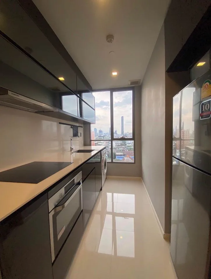 Property photos for The Room Sathorn - St.Louis