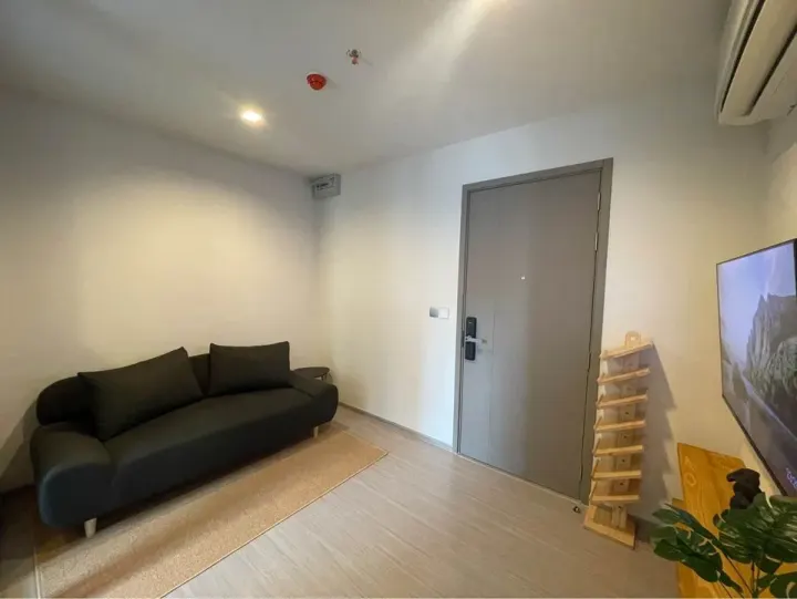 Property photos for Life Asoke Hype