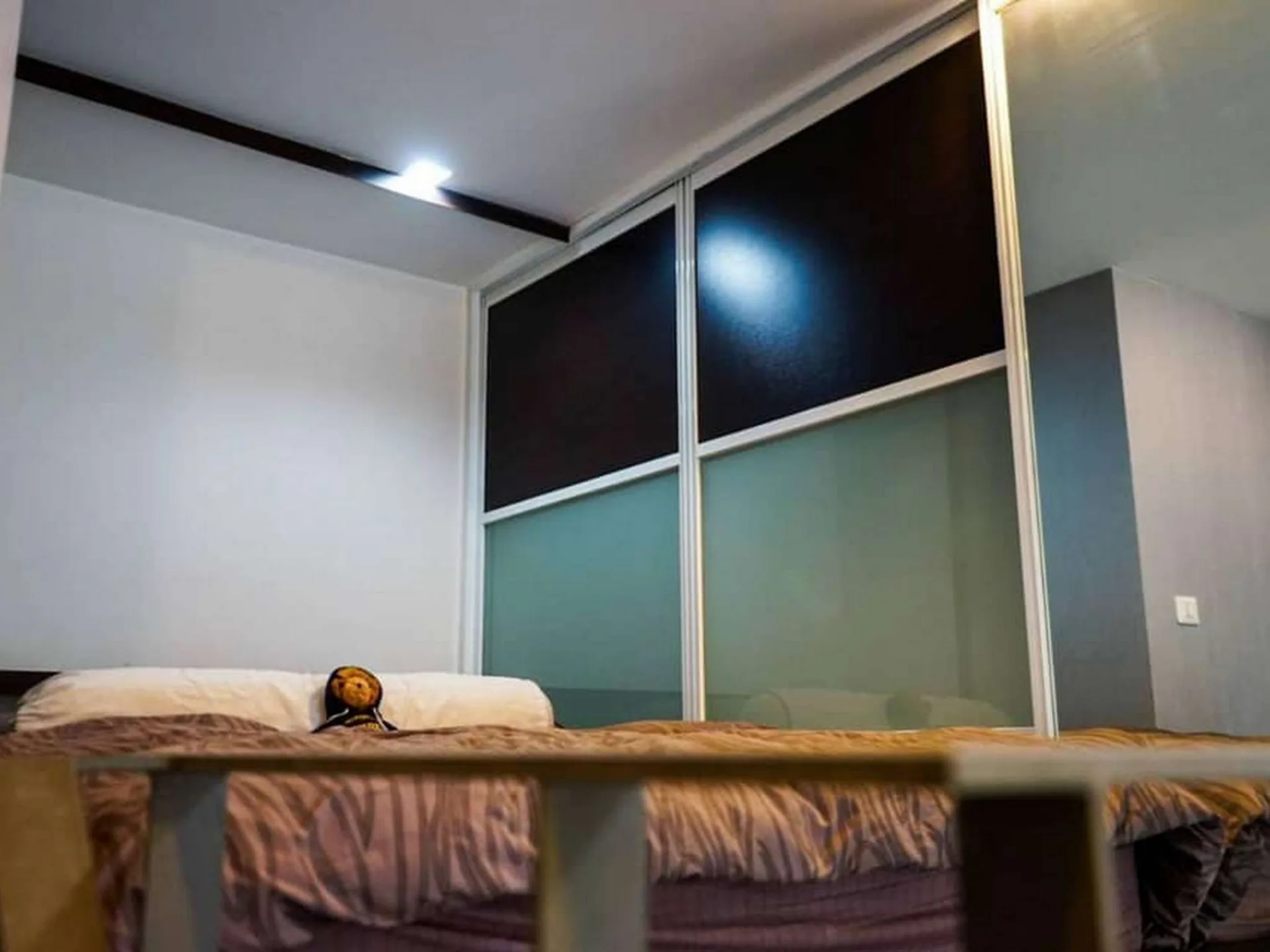 Property photos for Ideo Morph 38