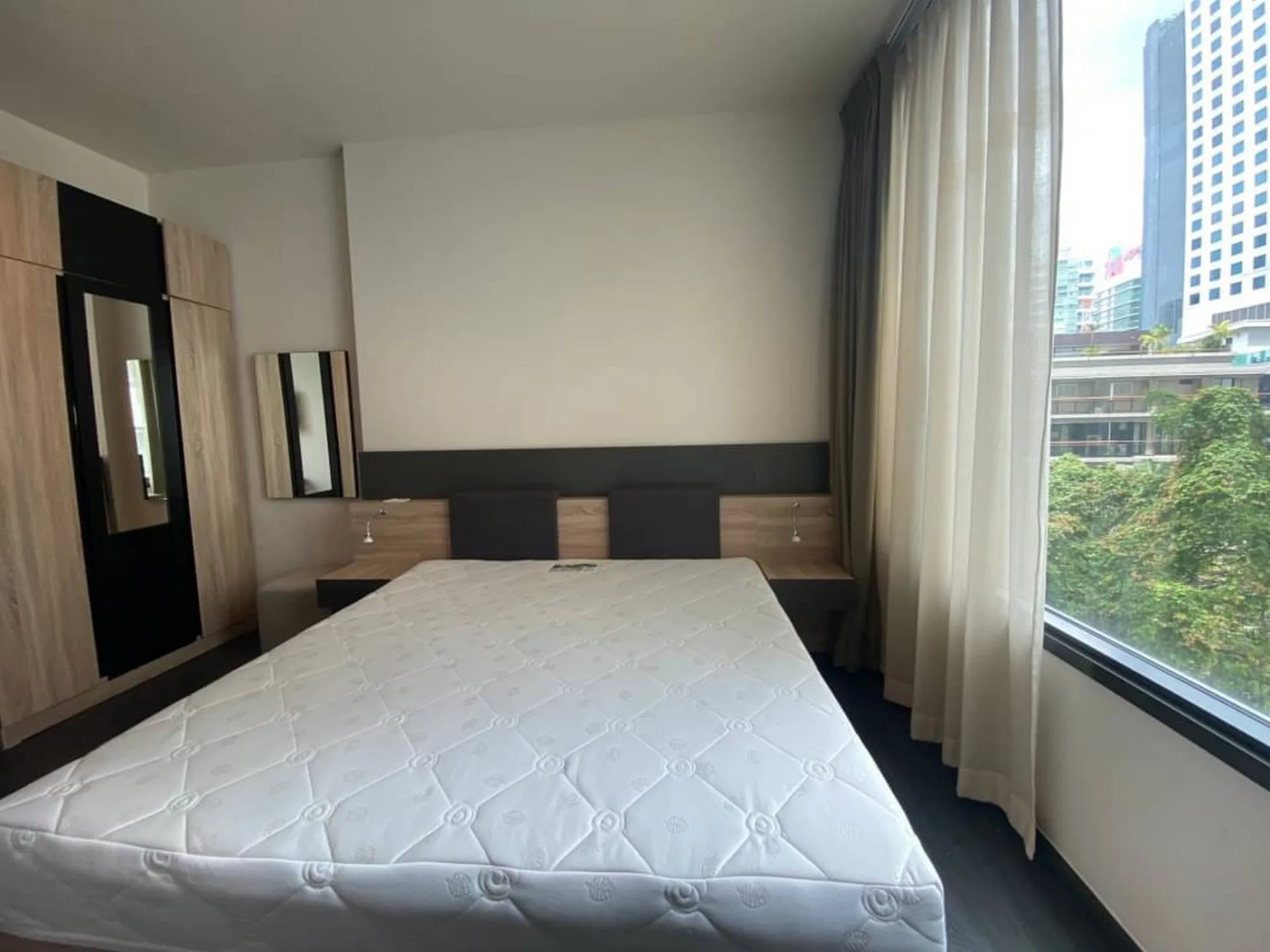 Property photos for Edge Sukhumvit 23