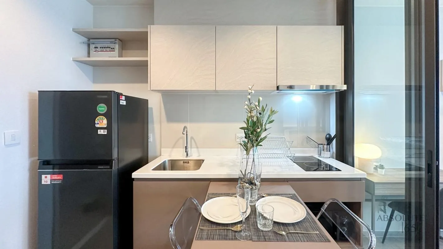 Property photos for Life Sathorn Sierra