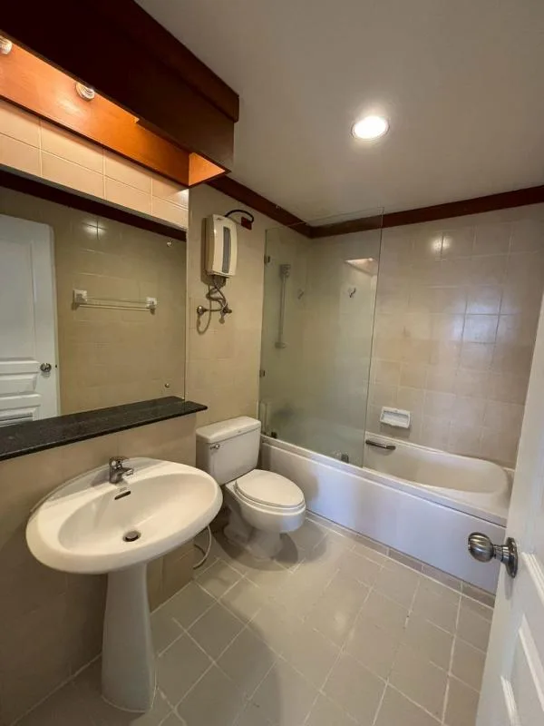 Property photos for The Waterford Diamond