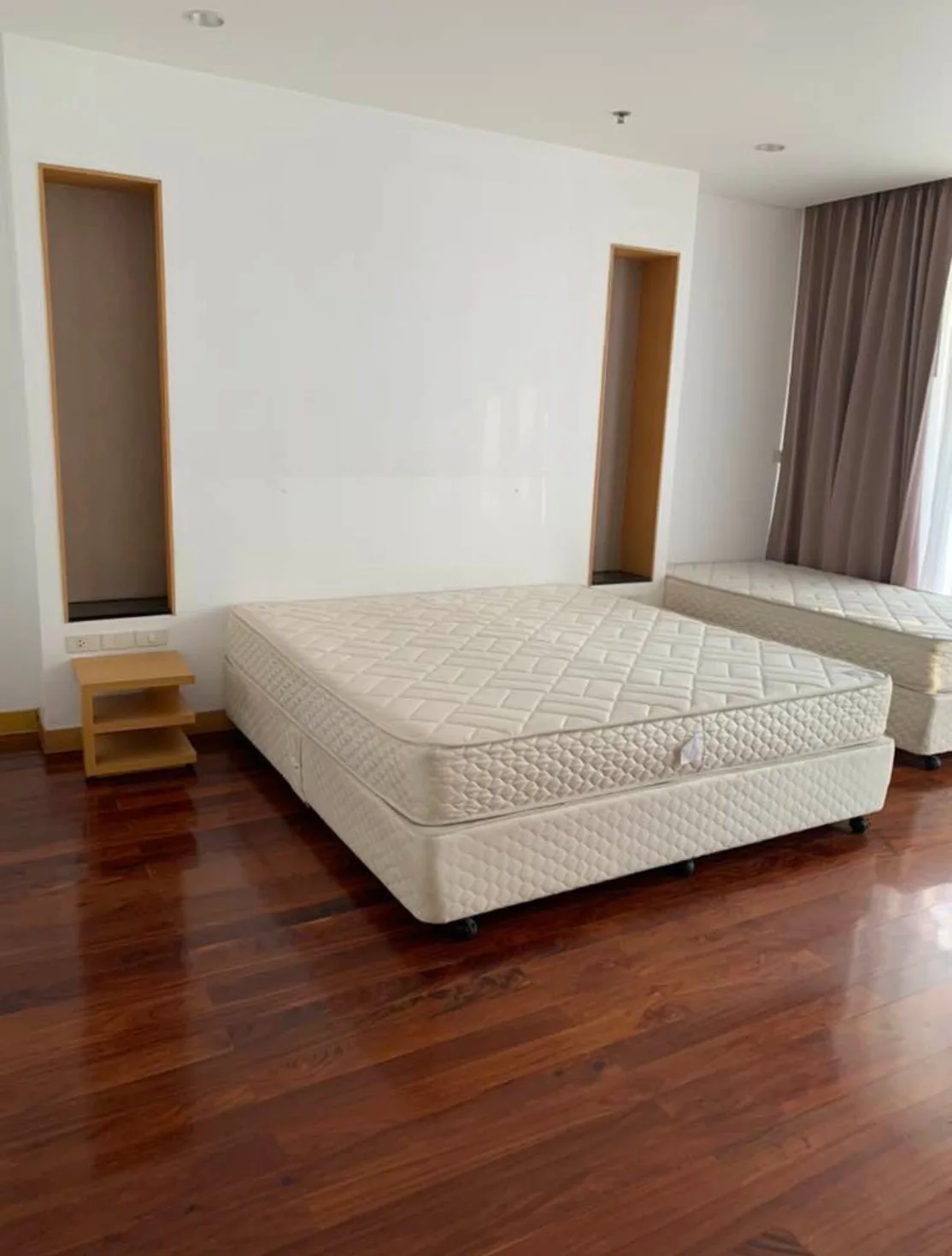 Property photos for Ekamai Gardens (shama Ekamai)