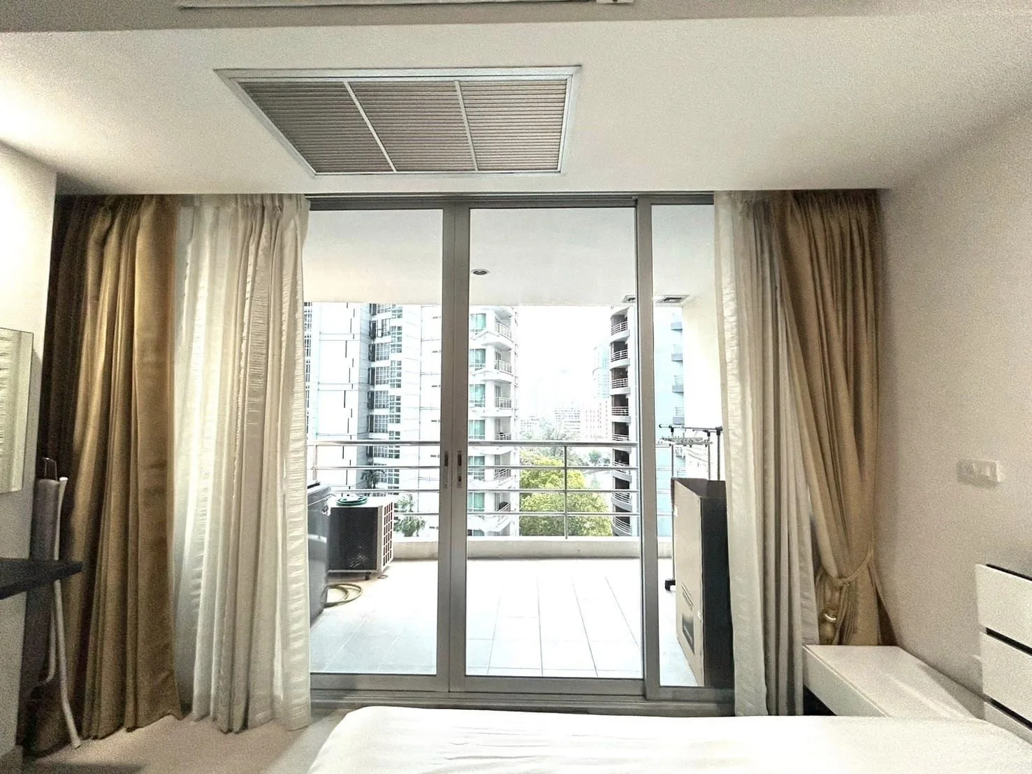 Property photos for The Rajdamri